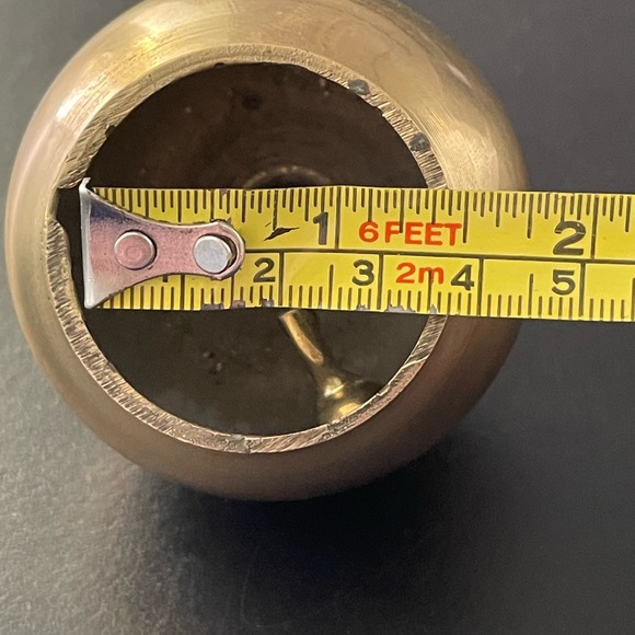 VINTAGE SHINY POLISHED SOLID BRASS APPLE HAND BELL FIGURINE - COOL TEACHER GIFT! - Picture 6 of 11